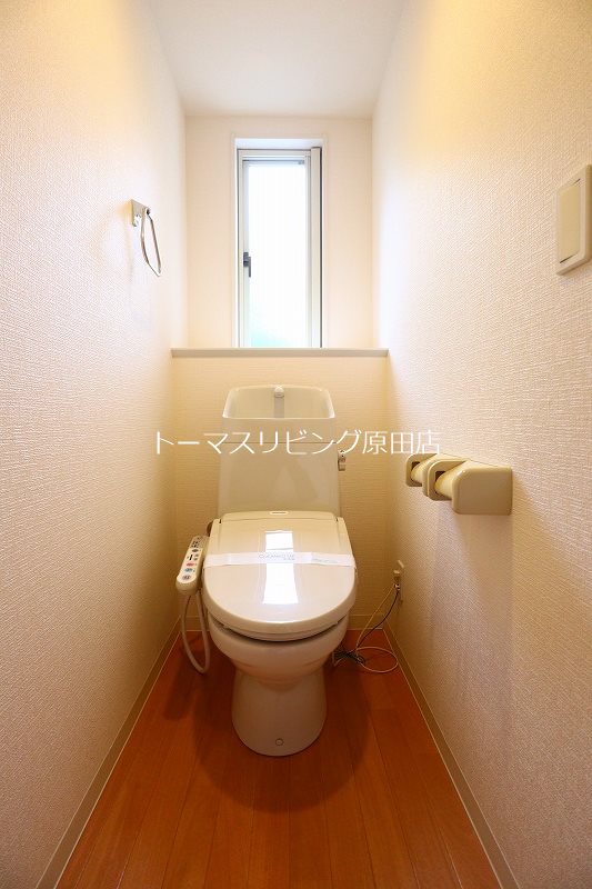 トイレ　105号室写真