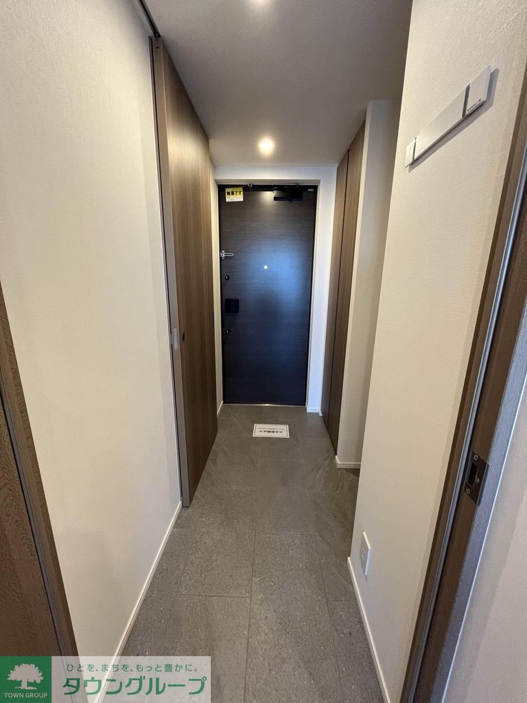 玄関　キッチン