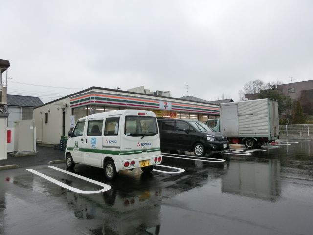 コンビニ　セブンイレブン（コンビニ）まで380m