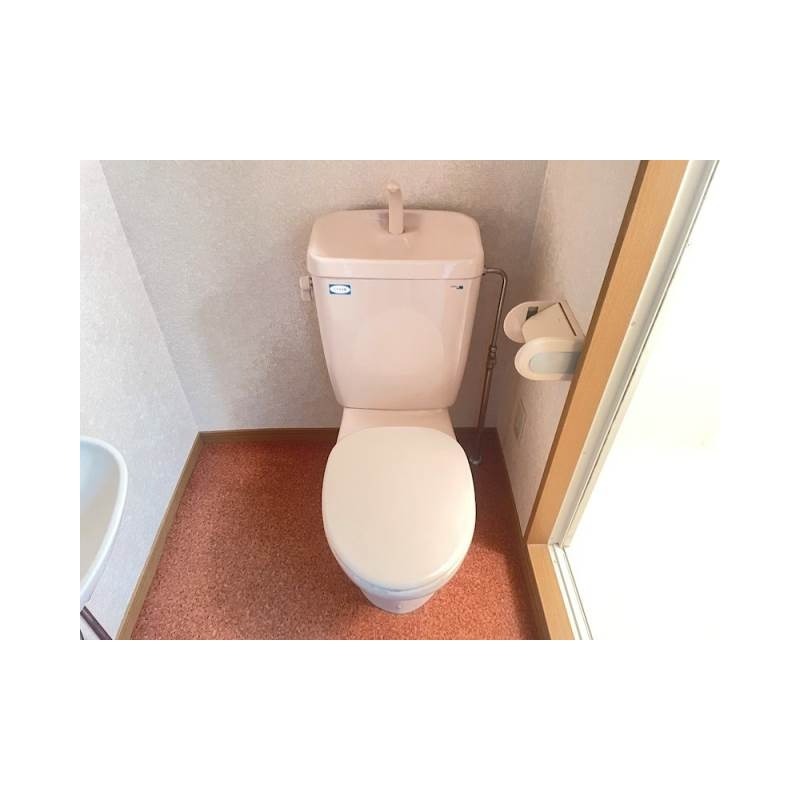 トイレ　別号室