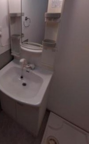 洗面設備　同仕様