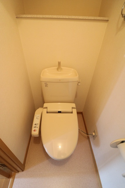 トイレ　※写真は同タイプ部屋
