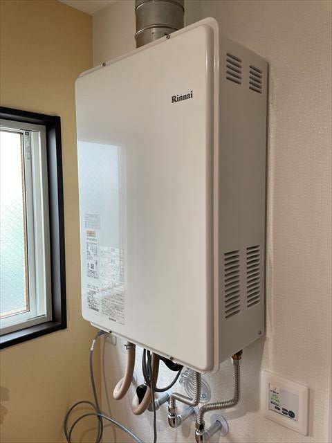 その他設備　給湯器
