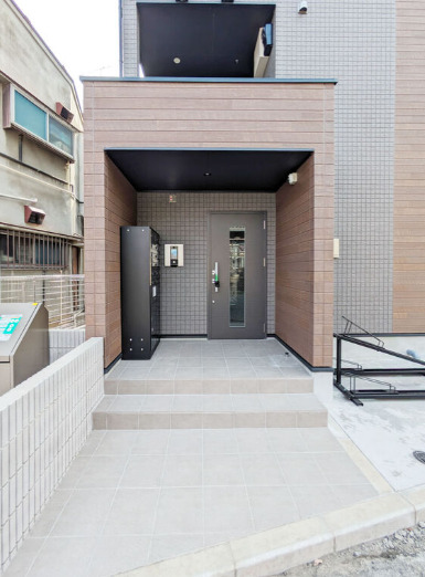 エントランス　IXO白幡東町