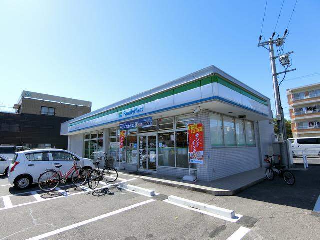 コンビニ　ファミリーマート如意申町一丁目店（コンビニ）まで146m