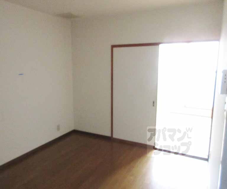 居室・リビング　明るいお部屋です！