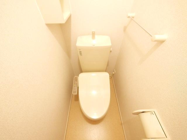 トイレ　トイレもきれいです