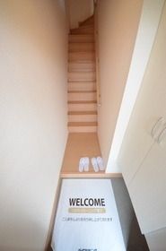 玄関　★お部屋探しは株式会社タウンハウジング東京まで★