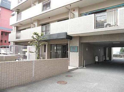 エントランス　毎日通るエントランスはこのようになっています