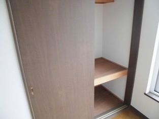 収納　同タイプ内観です