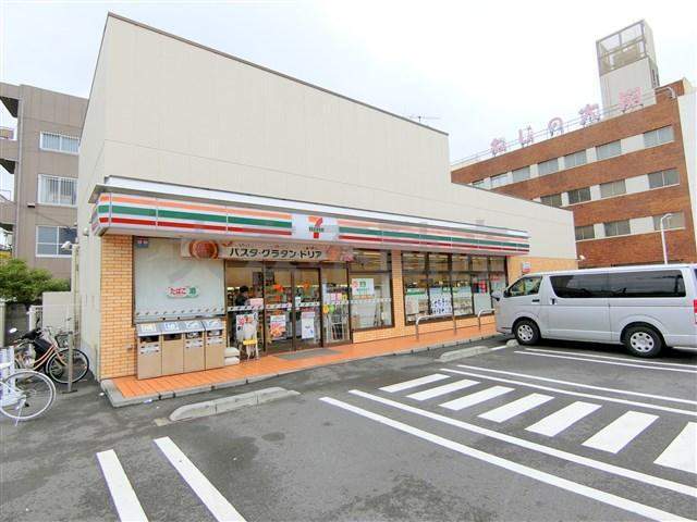 コンビニ　セブンイレブン（コンビニ）まで1075m