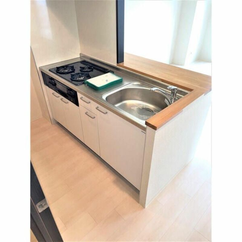 キッチン　ラルジュ　マノワール