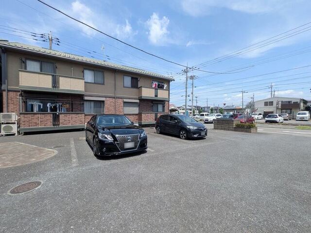 駐車場　駐車場