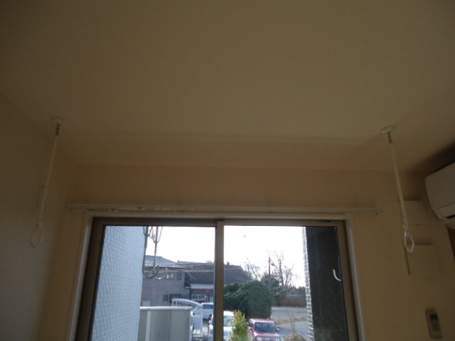 その他設備　室内物干し