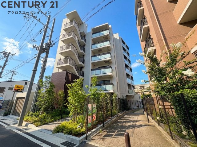 建物外観　オートロック・エレベーターつき！