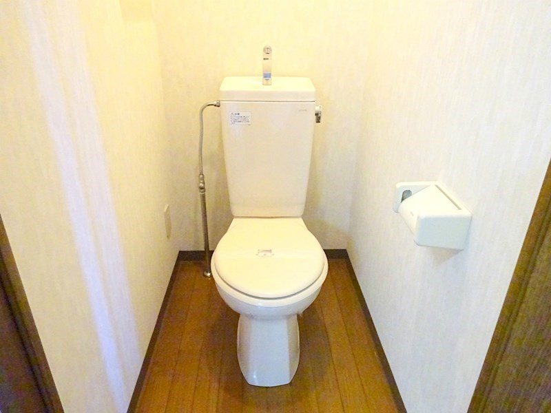 トイレ　※同タイプのお部屋です