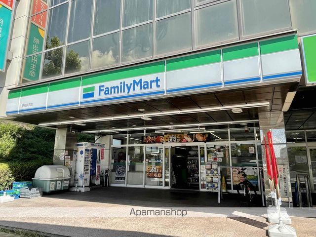 コンビニ　ファミリーマート堅田駅前店（コンビニ）まで478m