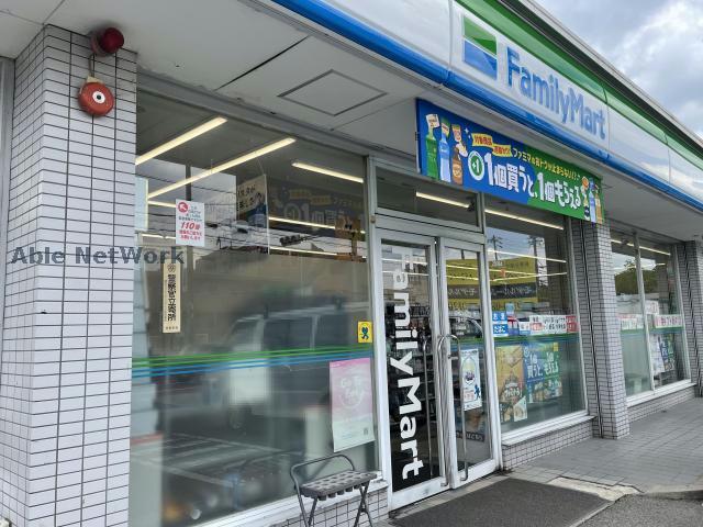 コンビニ　ファミリーマート下瀬木店（コンビニ）まで497m