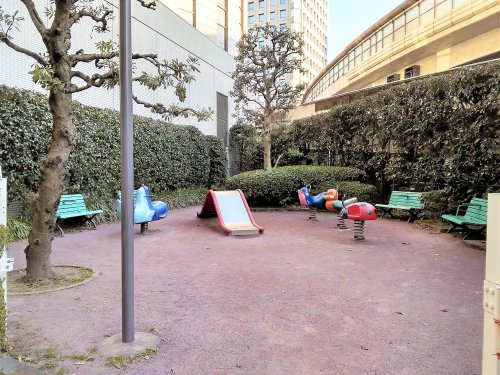 公園　みどりの広場（公園）まで164m