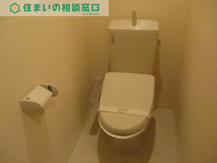 トイレ　同型