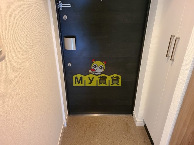 玄関　プレサンス錦ラウム