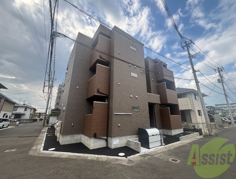 建物外観　宮城県仙台市若林区荒井「ＲＥＧＡＬＥＳＴ六丁の目」
