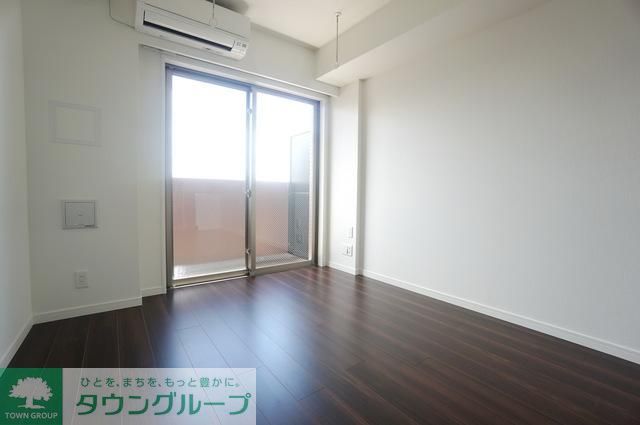 居室・リビング　同物件別部屋写真