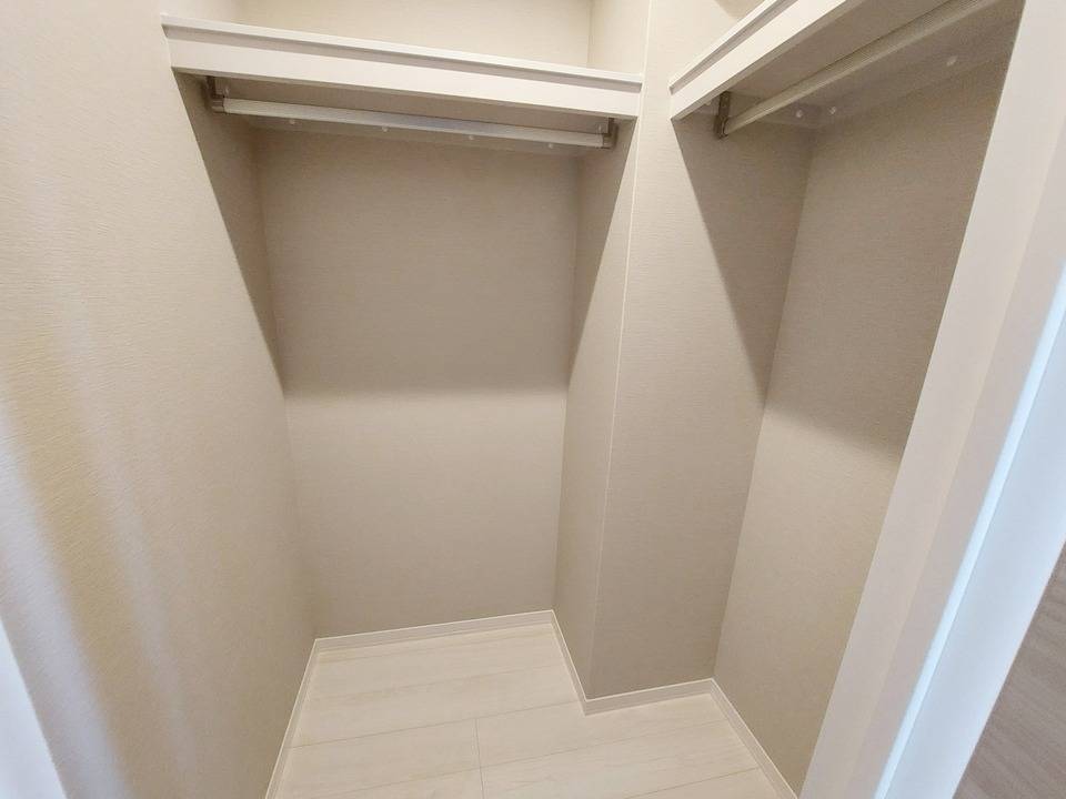 収納　ウォークインクローゼット