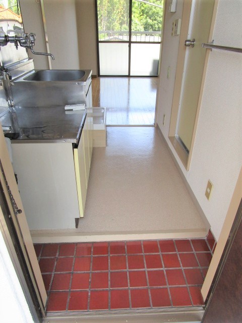 玄関　別部屋の参考写真です