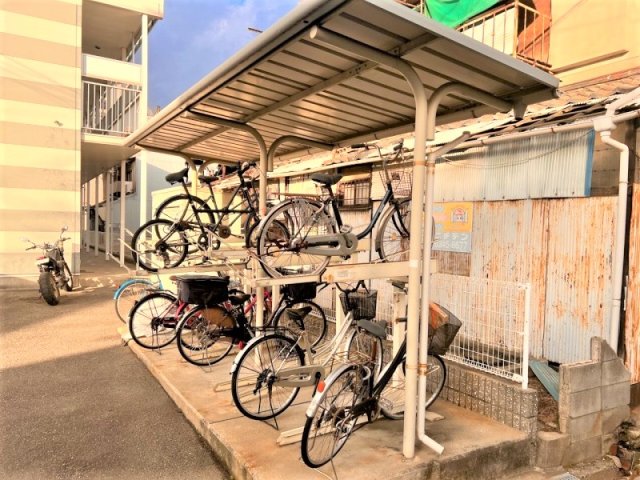 その他　駐輪スペースです。