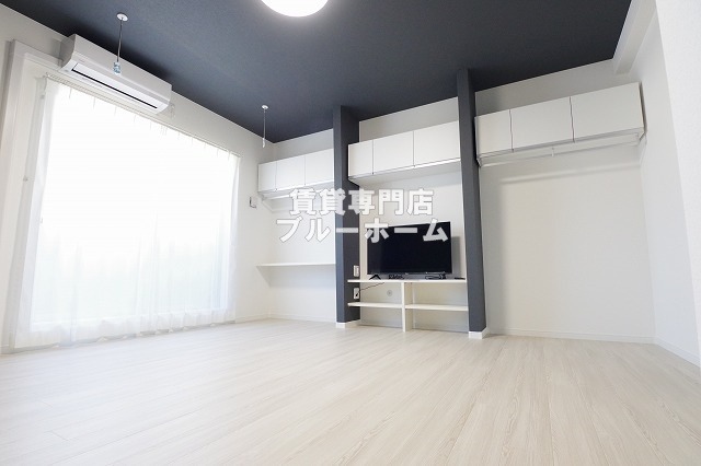 居室・リビング　10.1帖の広いお部屋！