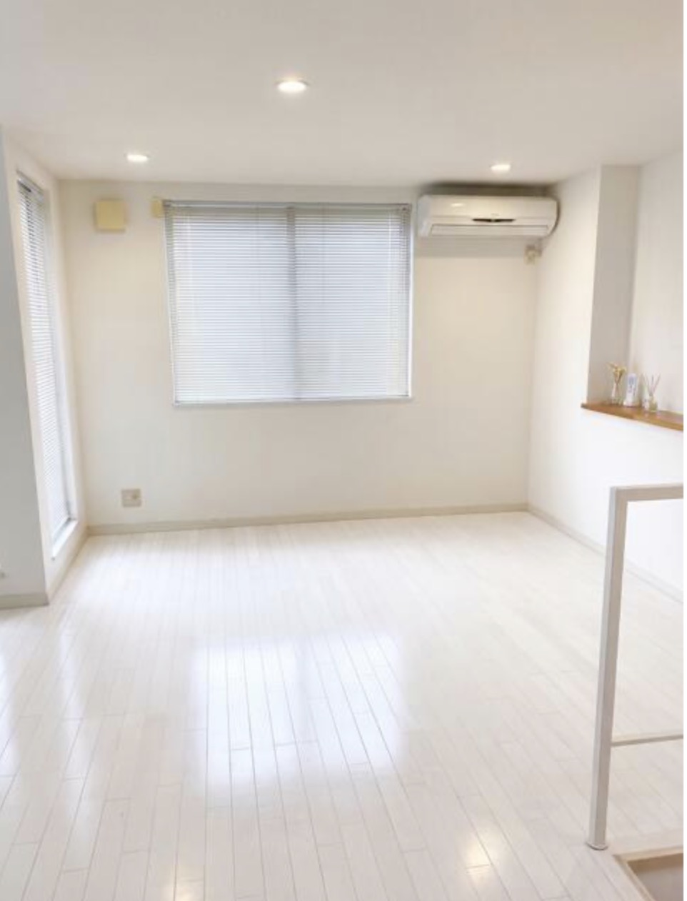 松原2丁目戸建の居間写真