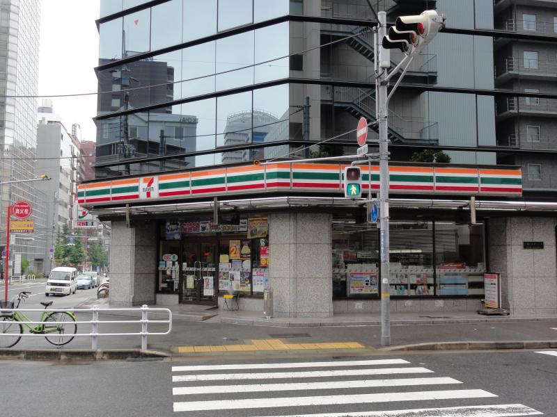 コンビニ　セブンイレブン神戸三宮磯上通店（コンビニ）まで165m