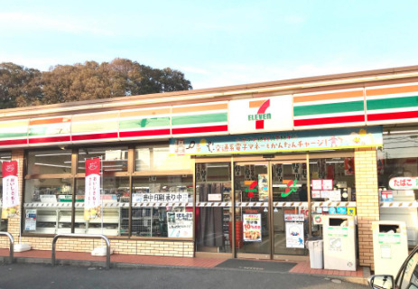 コンビニ　セブン-イレブン 横浜川島町西店（コンビニ）まで663m