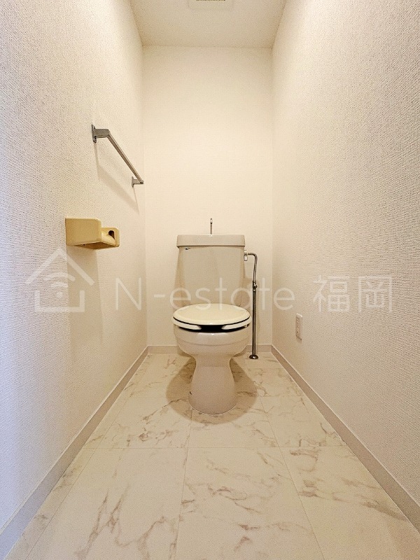 地下鉄空港線 姪浜駅 徒歩19分 6階建 築38年のトイレ写真