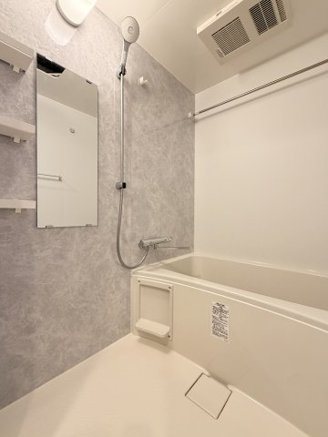 S-RESIDENCE神戸みなと元町aloの風呂写真