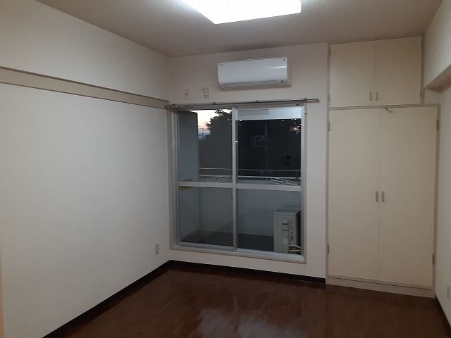 北町マンションK-0の居間写真