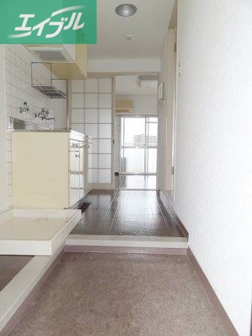 アルフィーネ厚生町の玄関写真