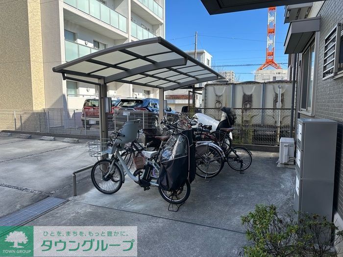ペルテ飛鳥AB A棟の外観写真