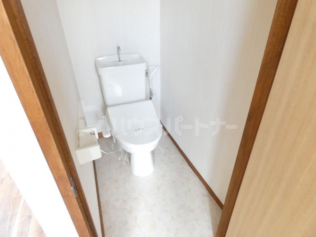 ハイツ上本郷のトイレ写真