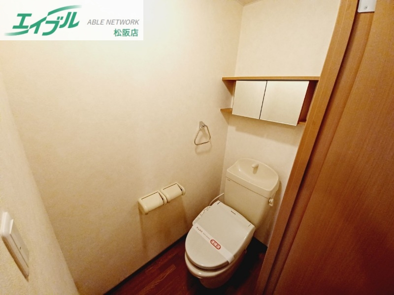 トイレ　別部屋参考写真
