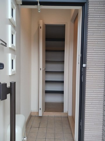 玄関　ゆったりとした玄関です