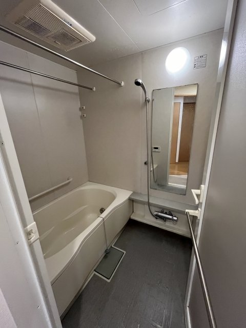 ＪＲ山手線 田端駅 徒歩11分 13階建 築24年の風呂写真
