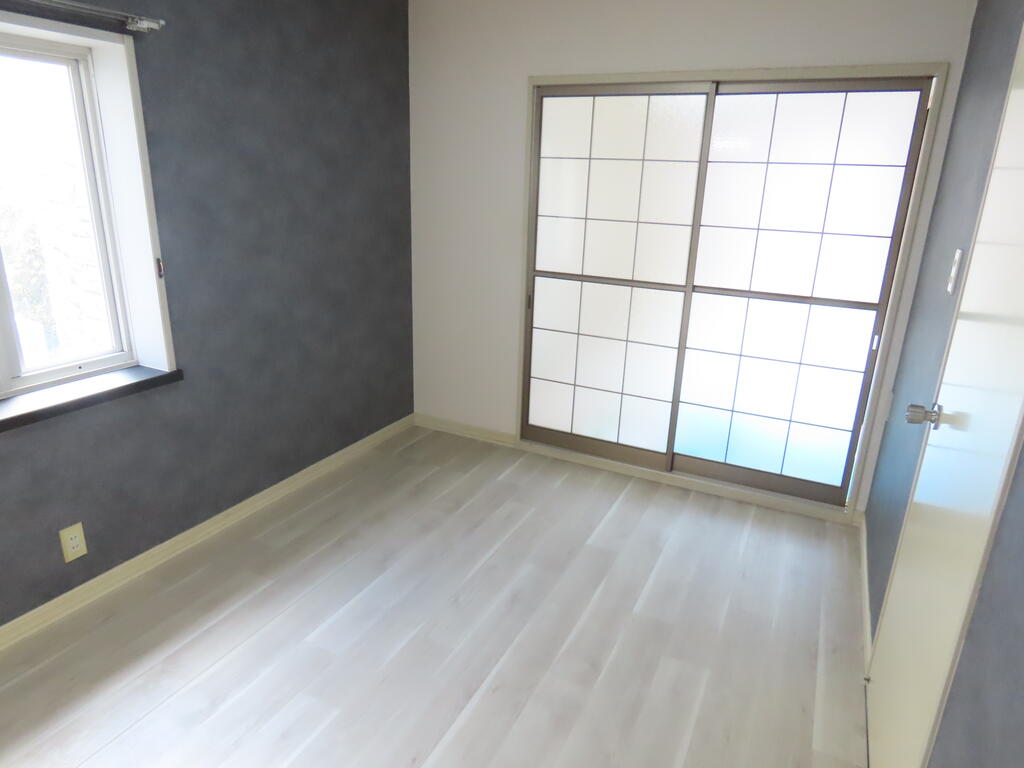 居室・リビング　※反転タイプのお部屋の写真です