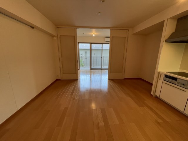 居室・リビング　※同間取り別部屋参考写真