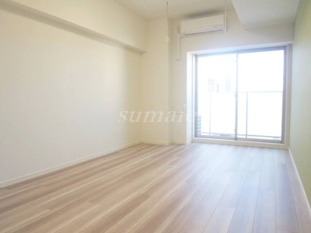 居室・リビング　明るいお部屋です♪