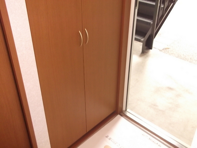 玄関　下駄箱
