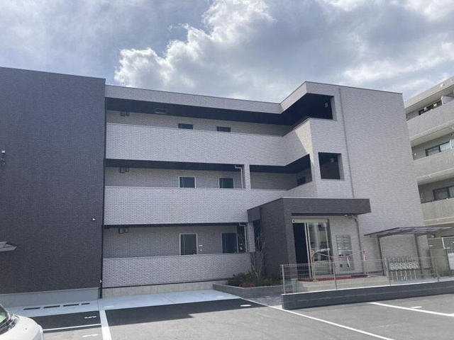 建物外観　オートロック付きで安心です！