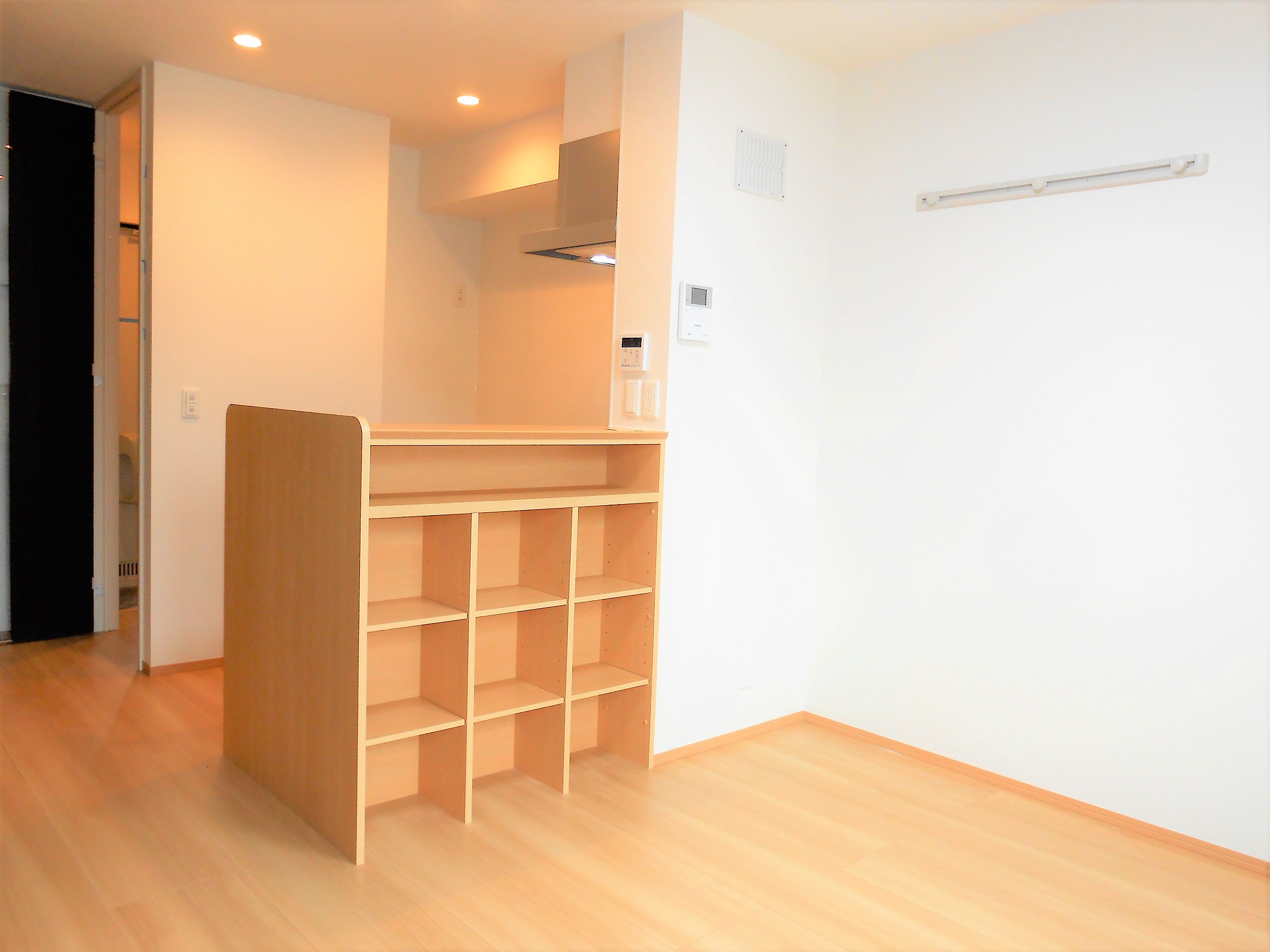 居室・リビング　8.2帖の南面リビング！日当たり良好ですよ！