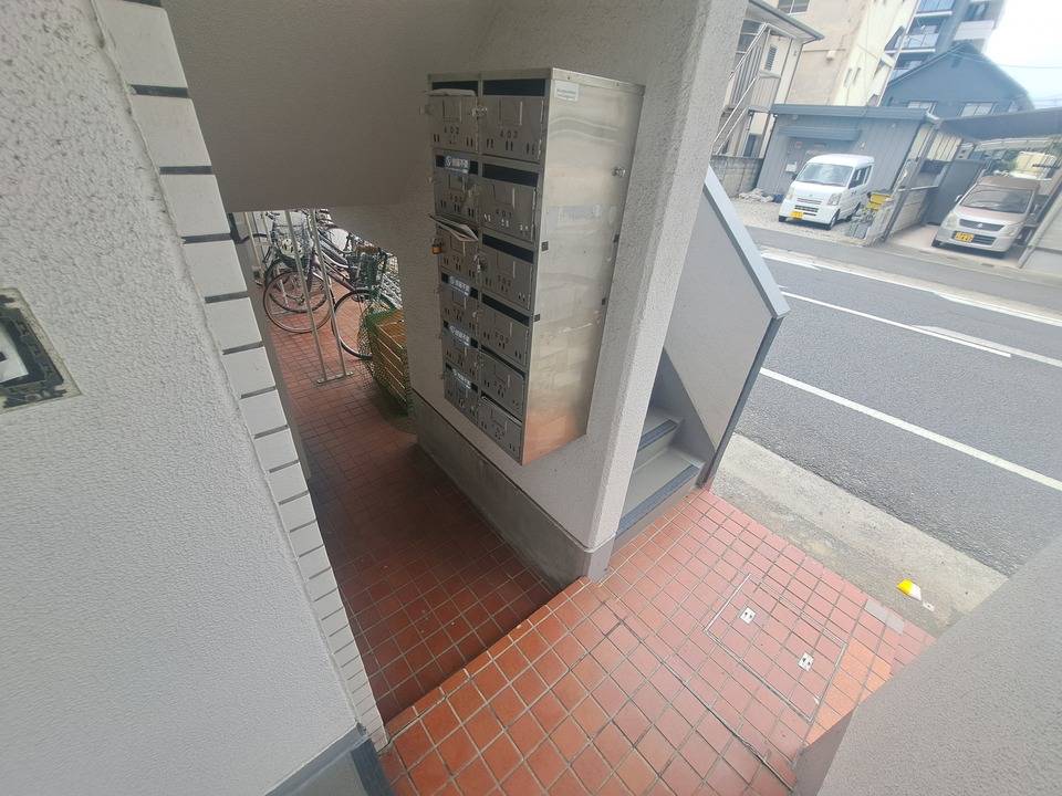 エントランス　メールBOX